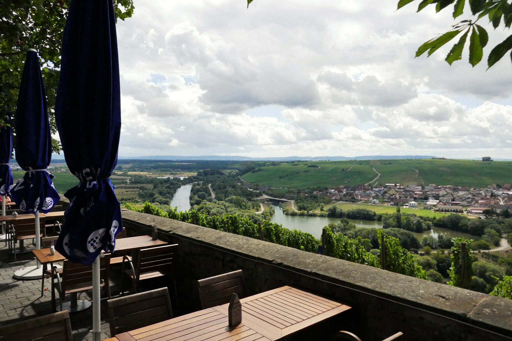 Mainschleife und Altstadt-Flair: Wein und Genuss in Volkach